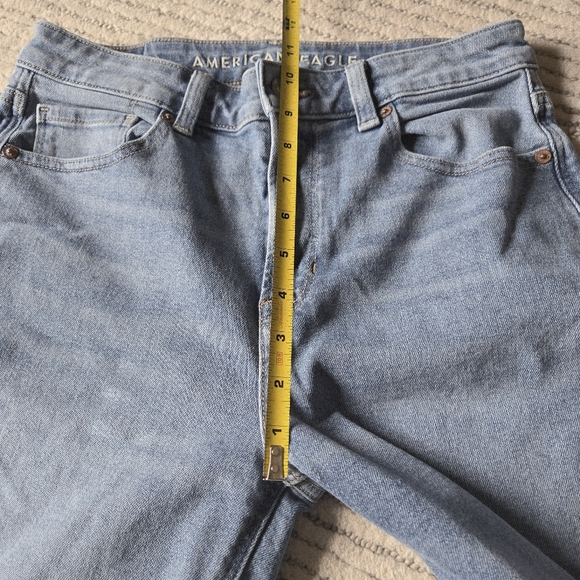 American Eagle women mom jean 4S Short Stretch Comfy French Girl Minimalist - Picture 10 of 14